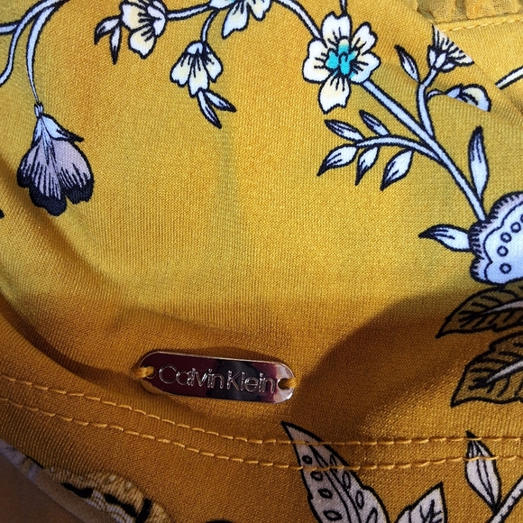 NWT CALVIN KLEIN CASUAL TOP - Picture 6 of 9